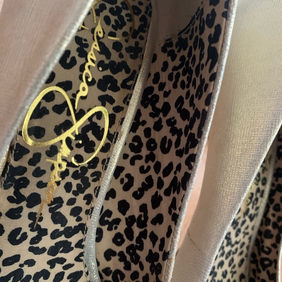 Gold Jessica Simpson Heels - Picture 4 of 8